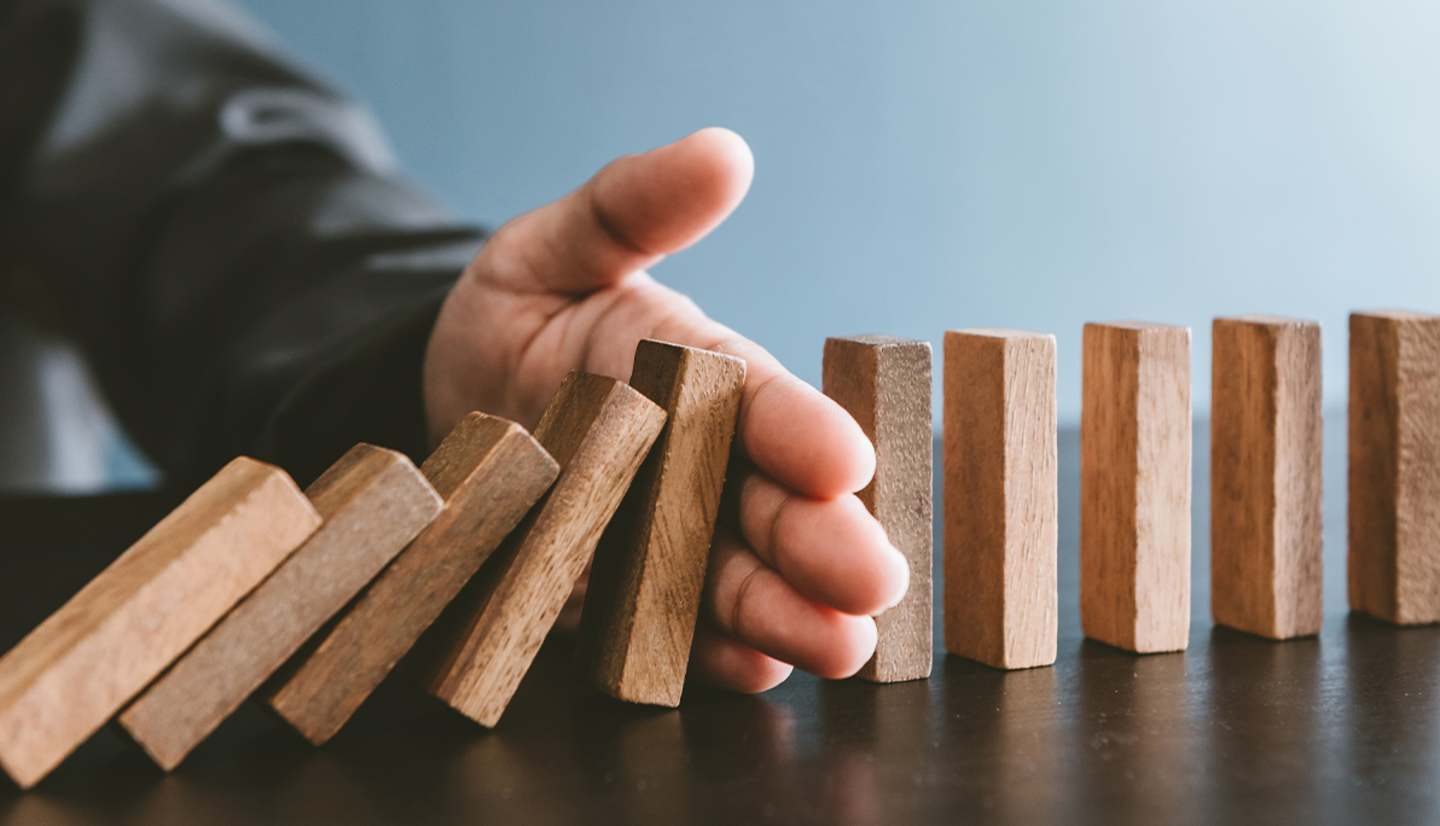 Can We Learn to Avoid Cognitive Errors?
